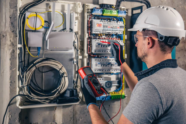 Best Affordable Emergency Electrician  in Delafield, WI